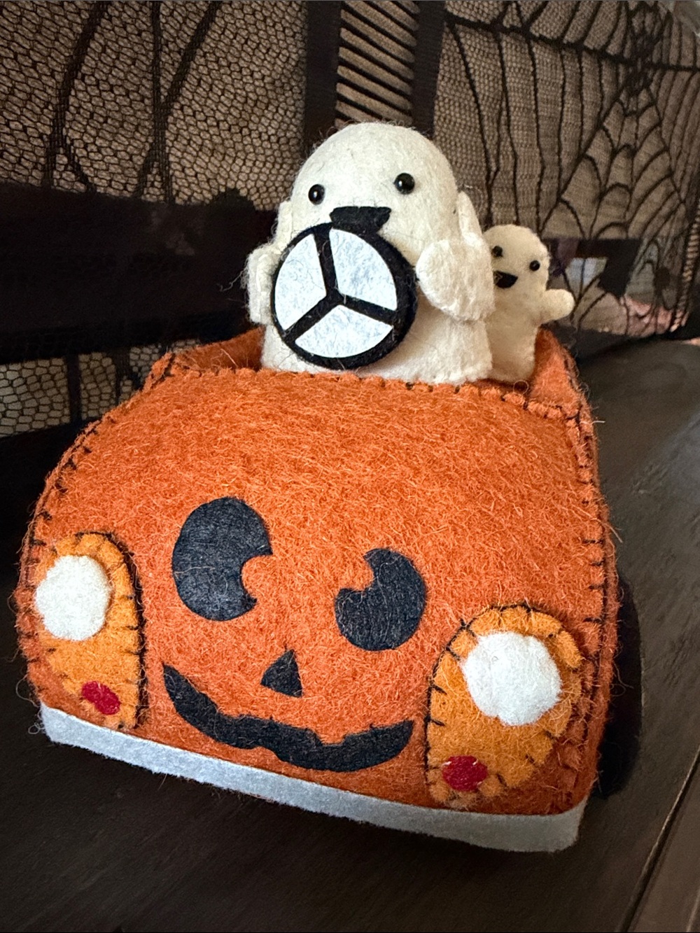 Felt Halloween Pumpkin Car with Ghosts - Orange